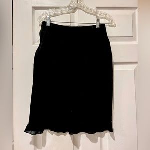 Vintage Black Business Casual Midi-skirt / Pencil Skirt with Bottom Frill